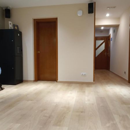 Pension Begona - Centro Ciudad Bilbao Luaran gambar