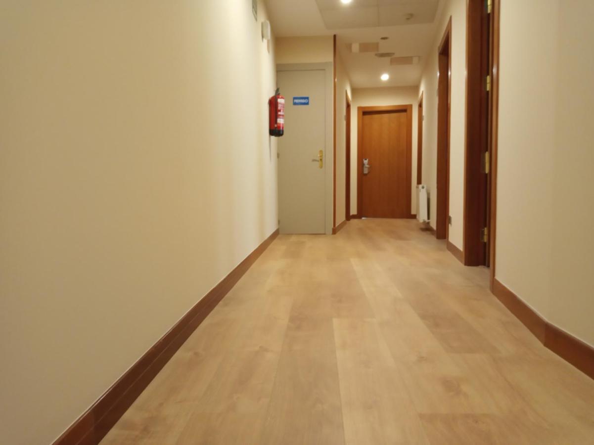 Pension Begona - Centro Ciudad Bilbao Luaran gambar